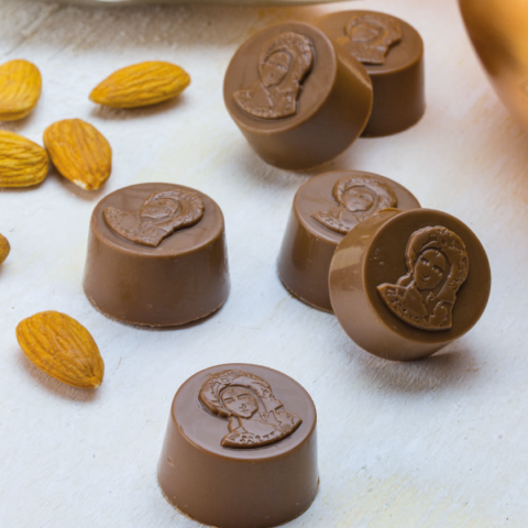 Fatima Enise Black Big Box Chocolate Special