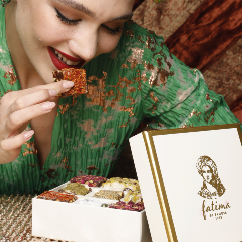 Fatima Enise Büyük Kutu Lokum Şöleni