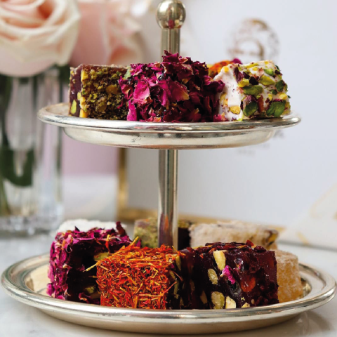 Fatima Enise Siyah Büyük Kutu Lokum Şöleni