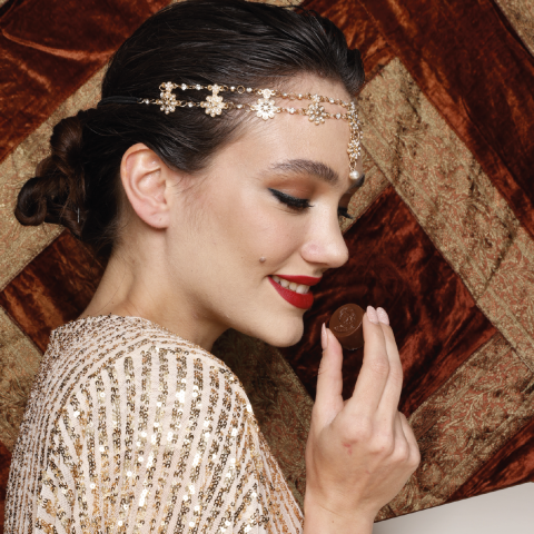 Fatima Enise Siyah Büyük Kutu Çikolata Special